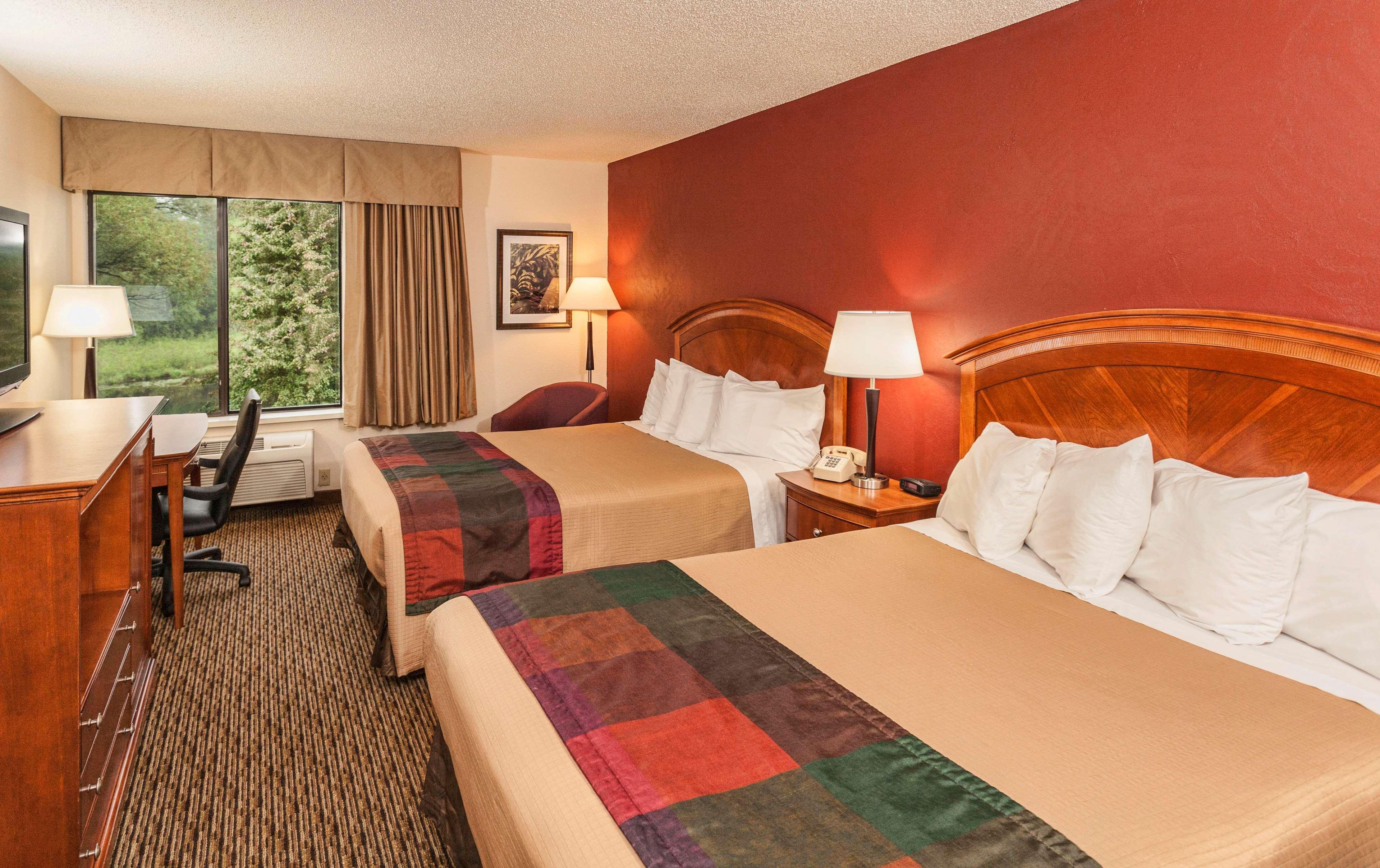 Best Western Spooner Riverplace Екстер'єр фото