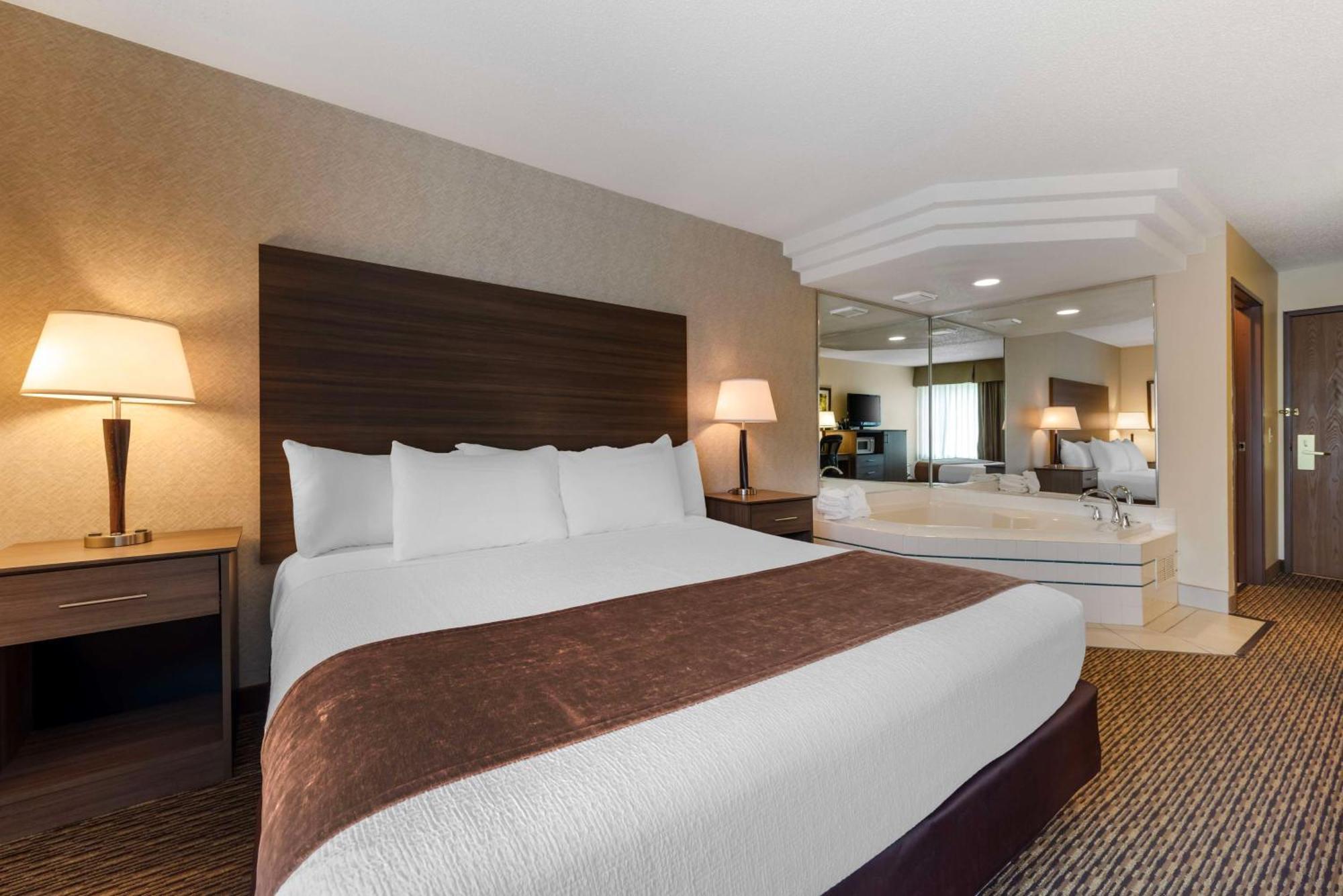Best Western Spooner Riverplace Екстер'єр фото