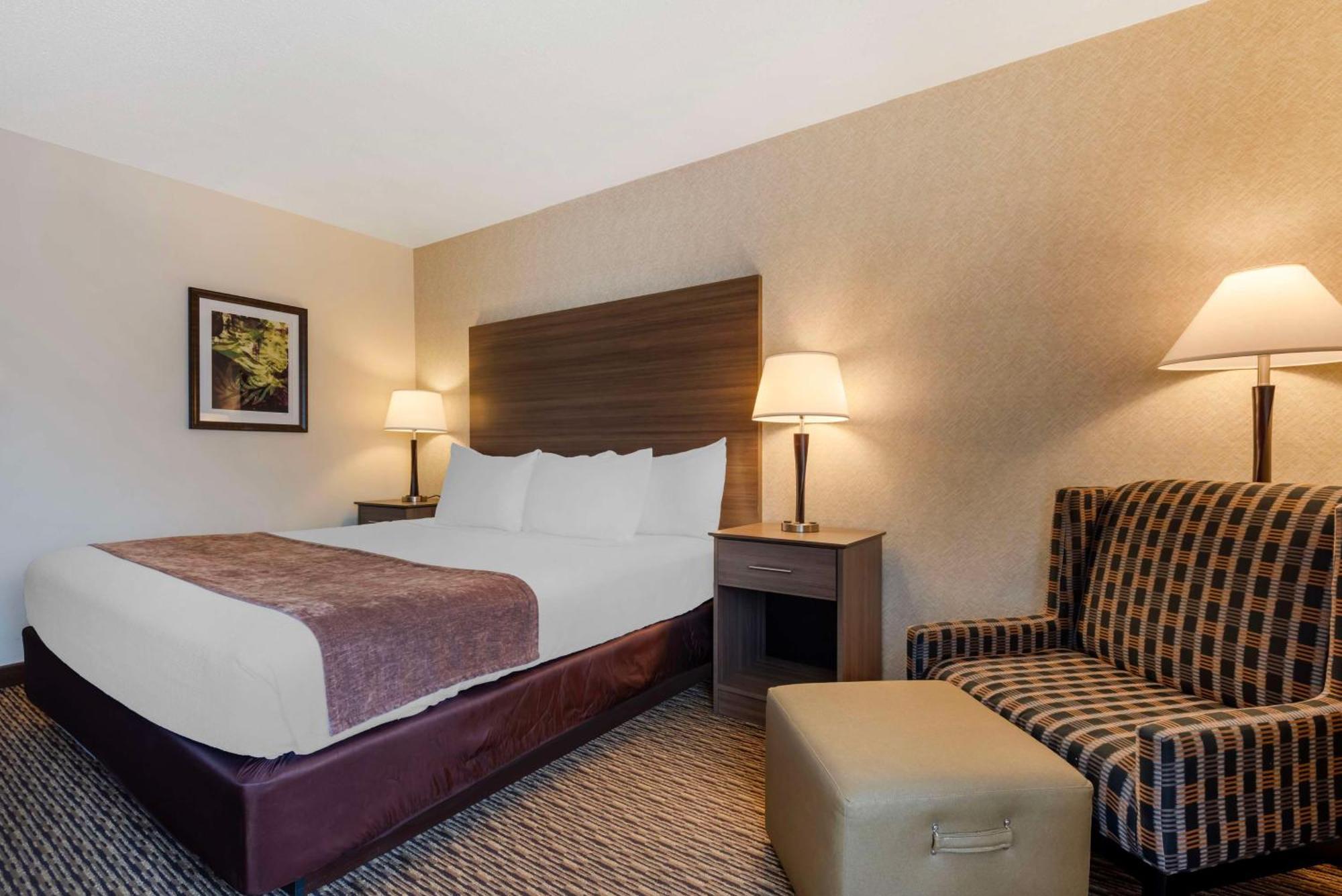 Best Western Spooner Riverplace Екстер'єр фото